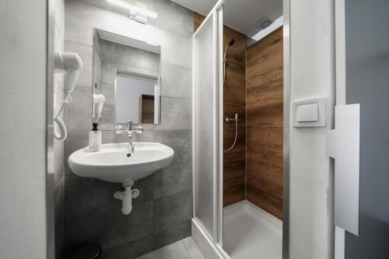 Hotel Bayer Plzeň Extérieur photo